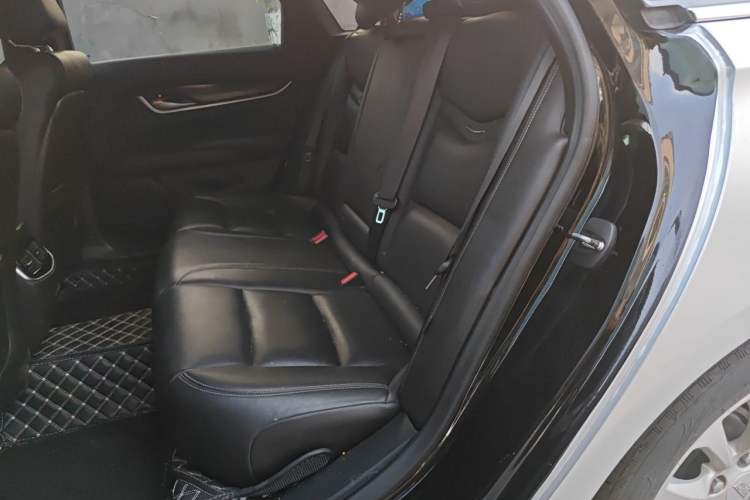 Used Cadillac XTS 2018 28T Elite Edition Left Rear Seat