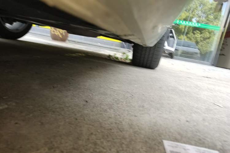 Used Cadillac XTS 2018 28T Tech Edition Left Side Sill