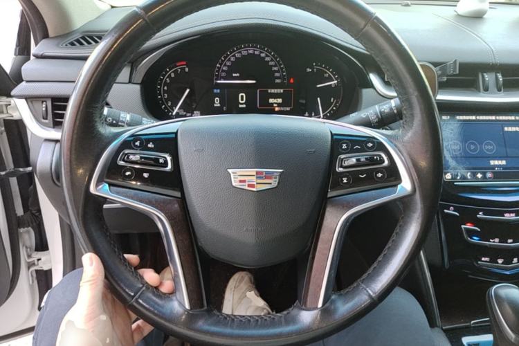 Used Cadillac XTS 2018 28T Tech Edition Steering Wheel