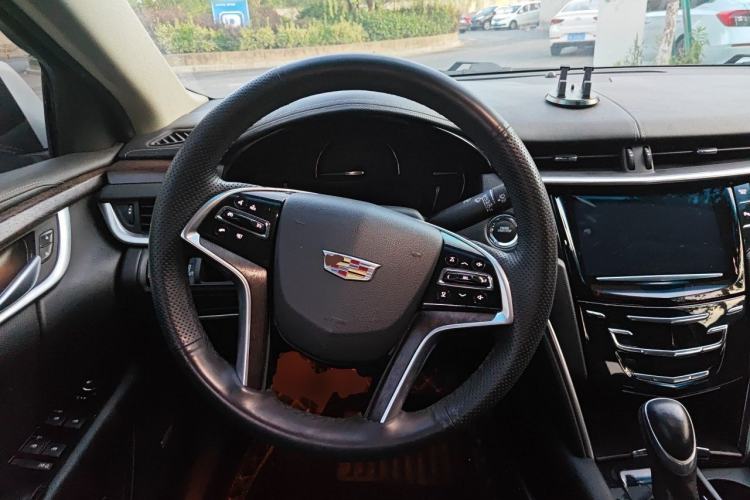 Used Cadillac XTS 2018 28T Elite Edition Steering Wheel