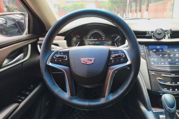 Used Cadillac XTS 2018 28T Elite Edition Steering Wheel