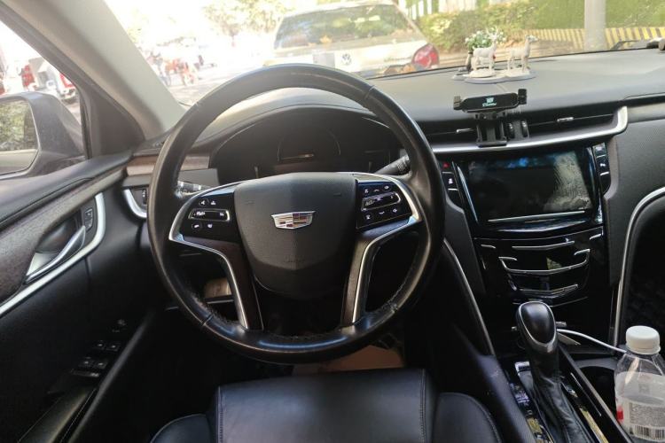 Used Cadillac XTS 2018 28T Elite Edition Steering Wheel