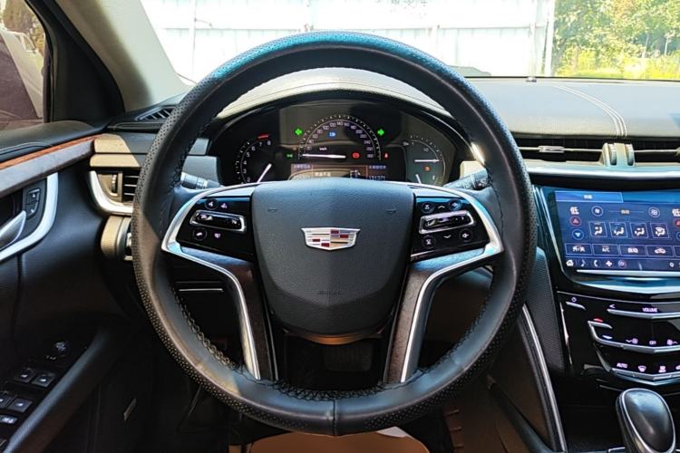 Used Cadillac XTS 2018 28T Tech Edition Steering Wheel