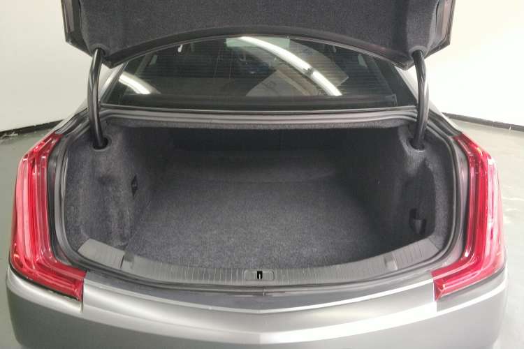 Used Cadillac XTS 2018 28T Elite Edition Trunk