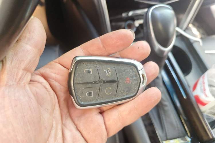 Used Cadillac XTS 2018 28T Elite Edition Vehicle Key