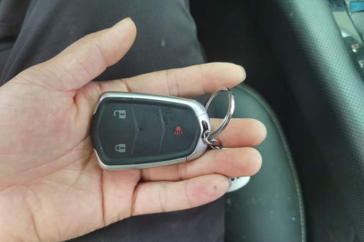 Used Cadillac XTS 2018 28T Tech Edition Vehicle Key