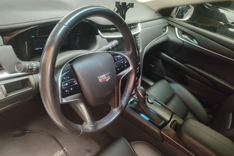 Used Cadillac XTS 2018 28T Tech Edition Steering Wheel