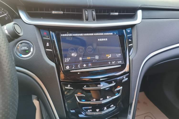 Used Cadillac XTS 2018 28T Tech Edition Audio And AC Panel