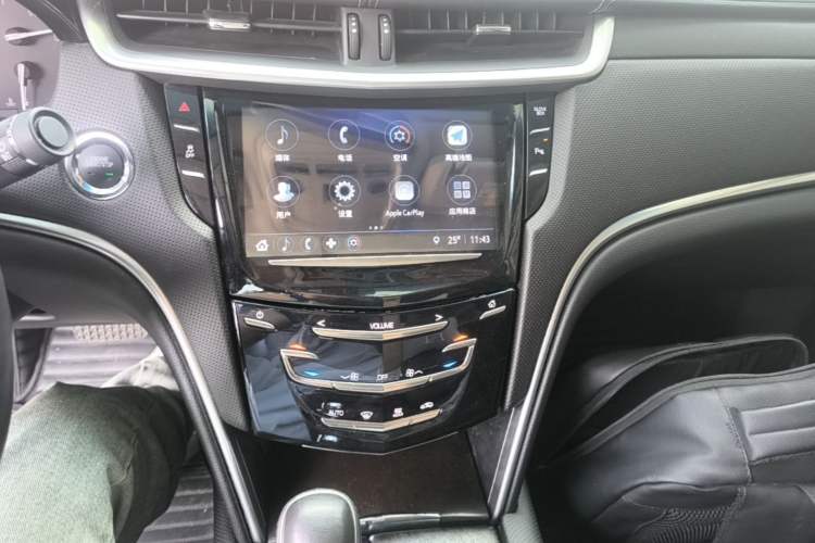 Used Cadillac XTS 2018 28T Tech Edition Audio And AC Panel