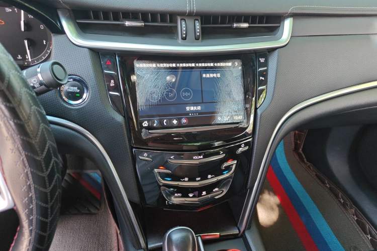 Used Cadillac XTS 2018 28T Tech Edition Audio And AC Panel