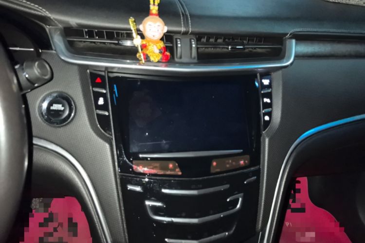 Used Cadillac XTS 2018 28T Tech Edition Audio And AC Panel