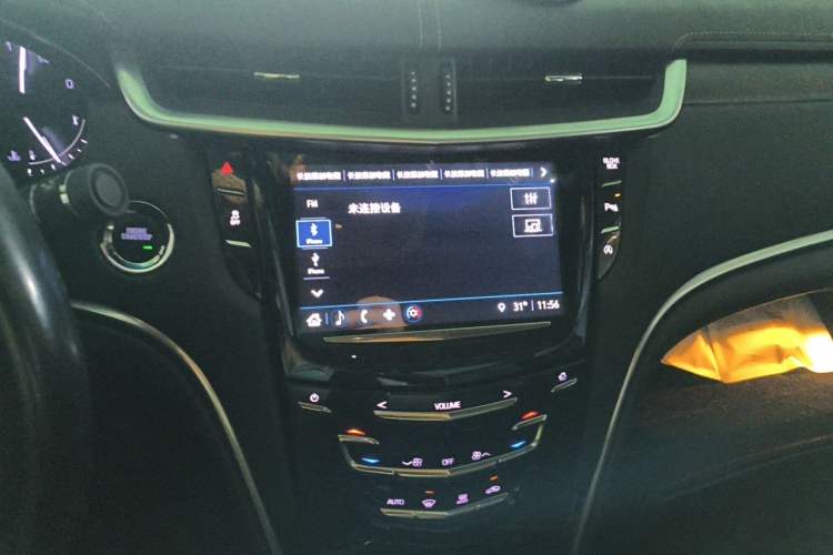 Used Cadillac XTS 2018 28T Elite Edition Audio And AC Panel