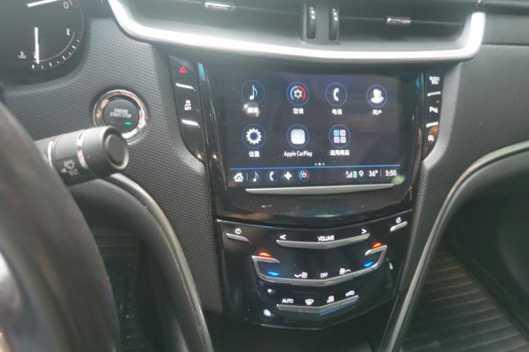 Used Cadillac XTS 2018 28T Tech Edition Audio And AC Panel