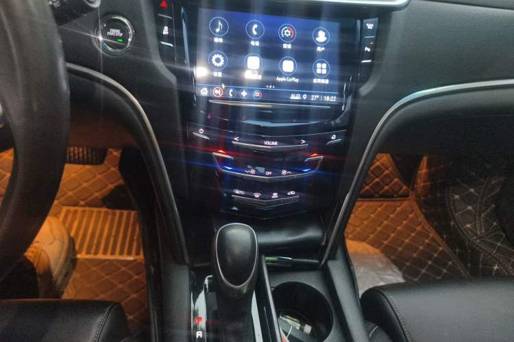 Used Cadillac XTS 2018 28T Tech Edition Audio And AC Panel