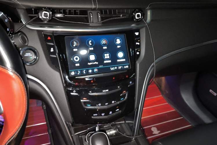 Used Cadillac XTS 2018 28T Tech Edition Audio And AC Panel