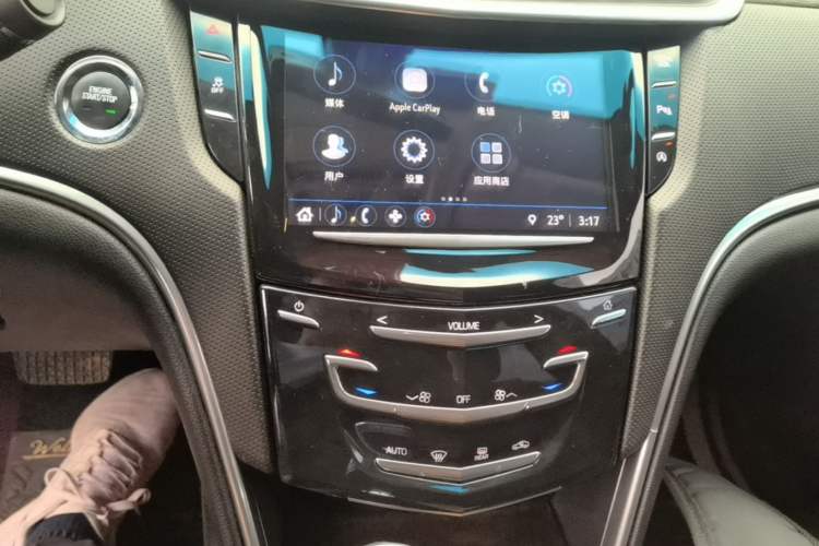 Used Cadillac XTS 2018 28T Elite Edition Audio And AC Panel