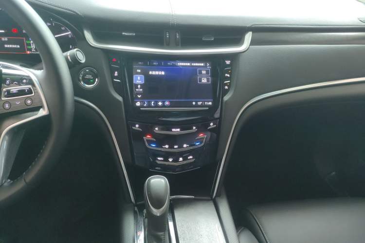 Used Cadillac XTS 2018 28T Elite Edition Audio And AC Panel
