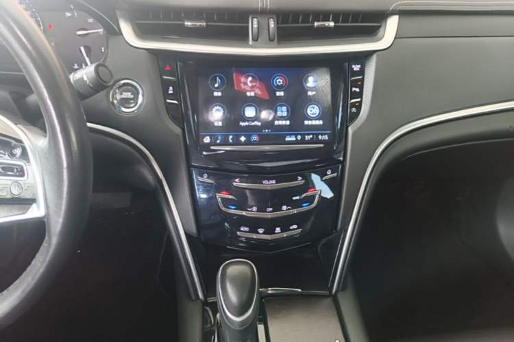 Used Cadillac XTS 2018 28T Tech Edition Audio And AC Panel
