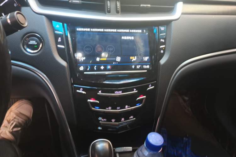 Used Cadillac XTS 2018 28T Elite Edition Audio And AC Panel