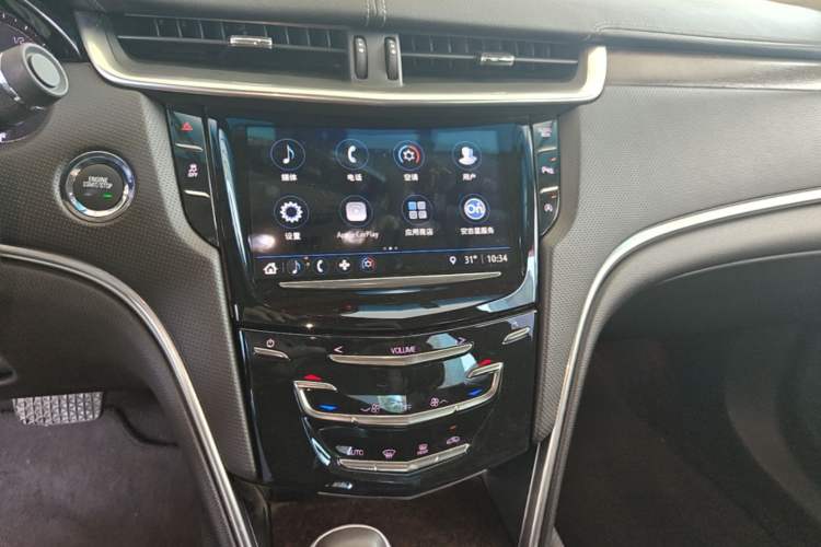 Used Cadillac XTS 2018 28T Elite Edition Audio And AC Panel