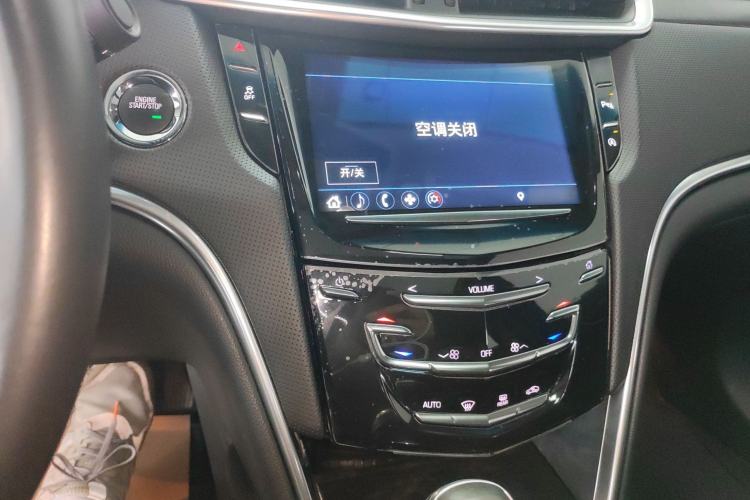 Used Cadillac XTS 2018 28T Elite Edition Audio And AC Panel