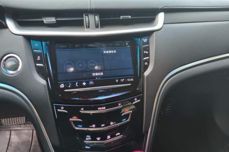 Used Cadillac XTS 2018 28T Tech Edition Audio And AC Panel