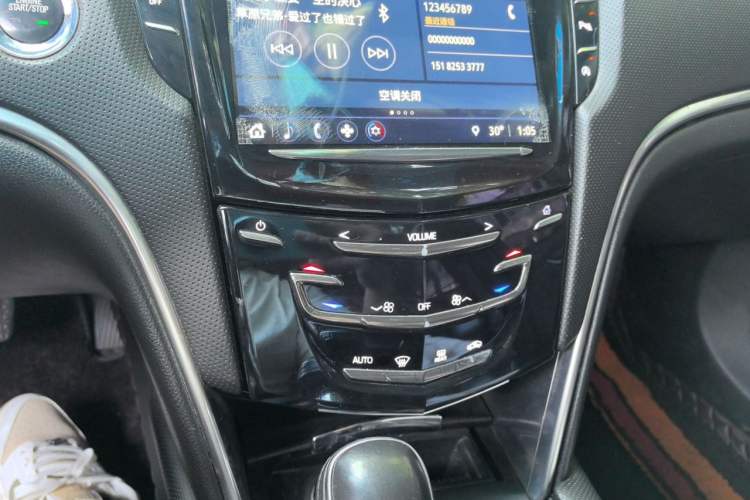 Used Cadillac XTS 2018 28T Elite Edition Audio And AC Panel