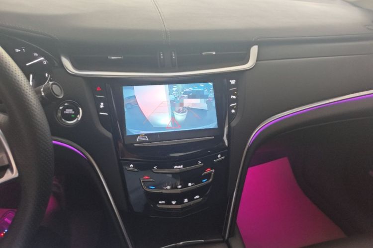 Used Cadillac XTS 2018 28T Tech Edition Audio And AC Panel