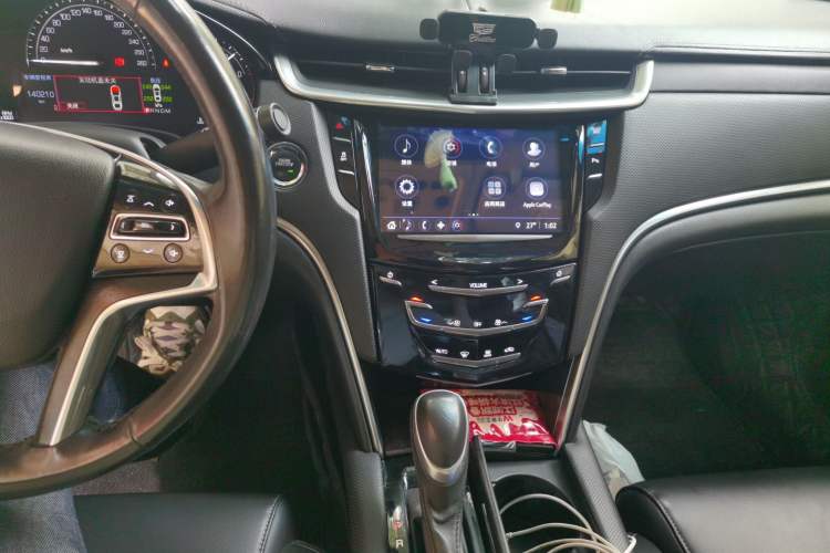 Used Cadillac XTS 2018 28T Tech Edition Audio And AC Panel