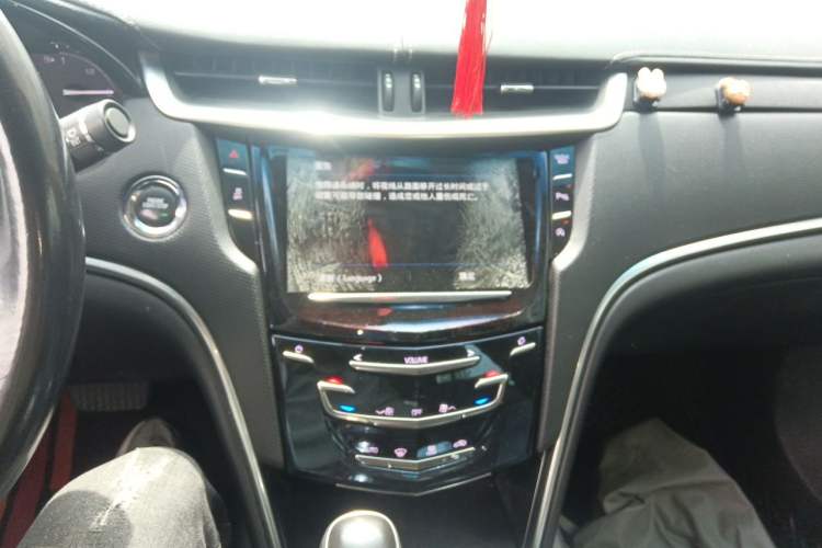 Used Cadillac XTS 2018 28T Tech Edition Audio And AC Panel
