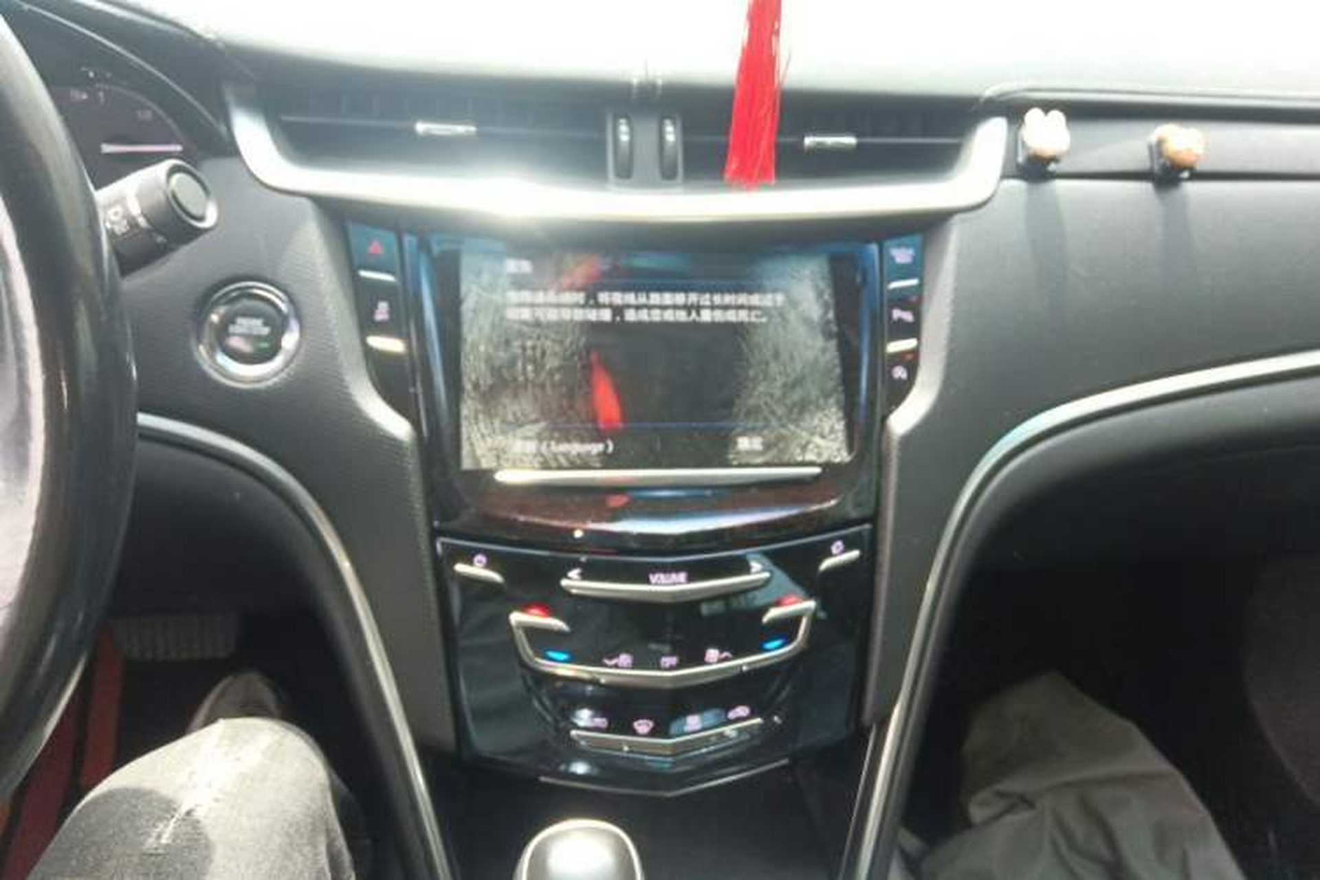 Used Cadillac XTS 2018 28T Tech Edition Audio And AC Panel