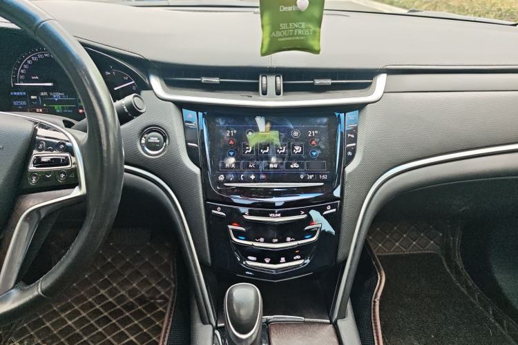 Used Cadillac XTS 2018 28T Tech Edition Audio And AC Panel