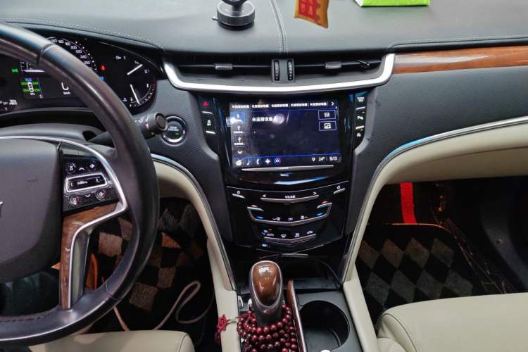 Used Cadillac XTS 2018 28T Elite Edition Audio And AC Panel