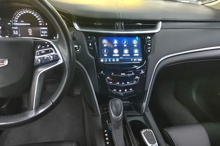 Used Cadillac XTS 2018 28T Tech Edition Audio And AC Panel