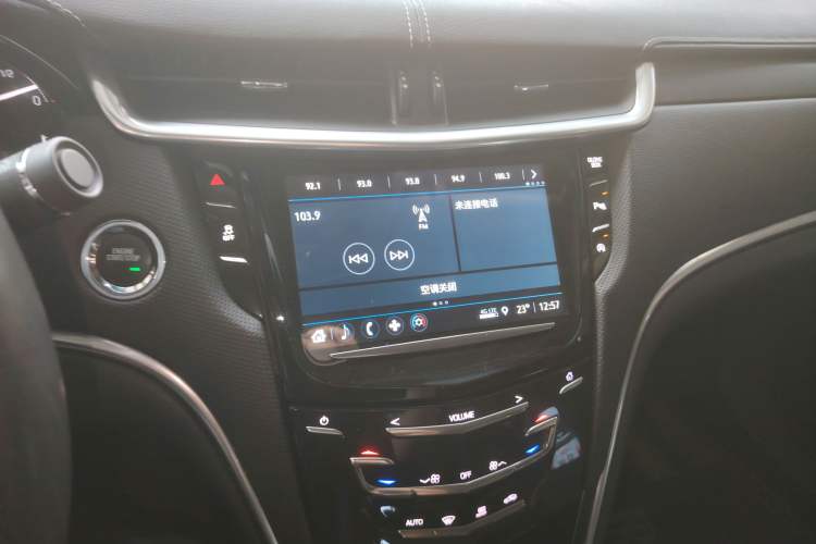 Used Cadillac XTS 2018 28T Tech Edition Audio And AC Panel