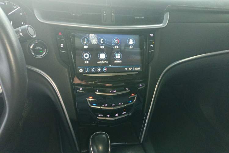 Used Cadillac XTS 2018 28T Tech Edition Audio And AC Panel