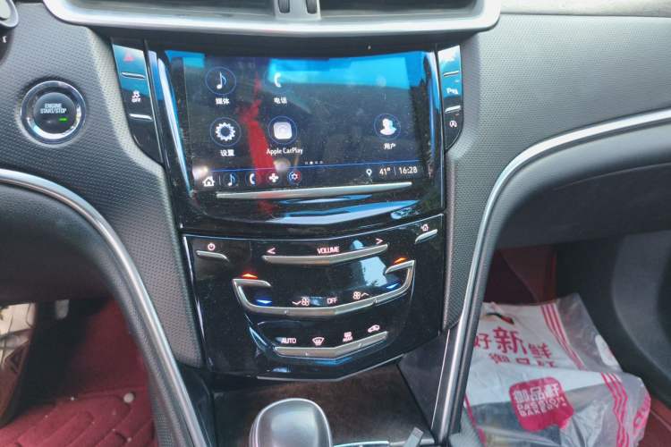 Used Cadillac XTS 2018 28T Elite Edition Audio And AC Panel