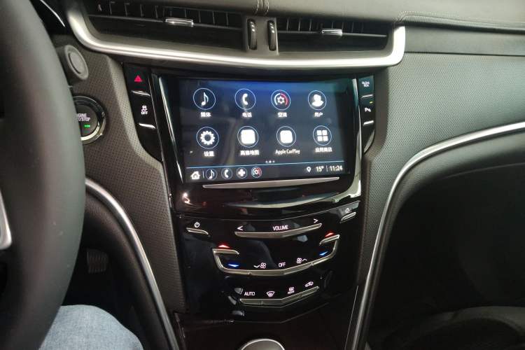 Used Cadillac XTS 2018 28T Tech Edition Audio And AC Panel
