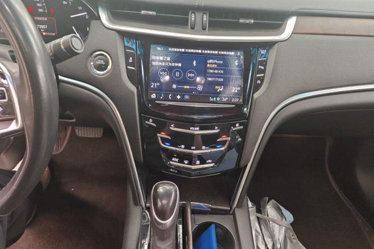 Used Cadillac XTS 2018 28T Tech Edition Audio And AC Panel