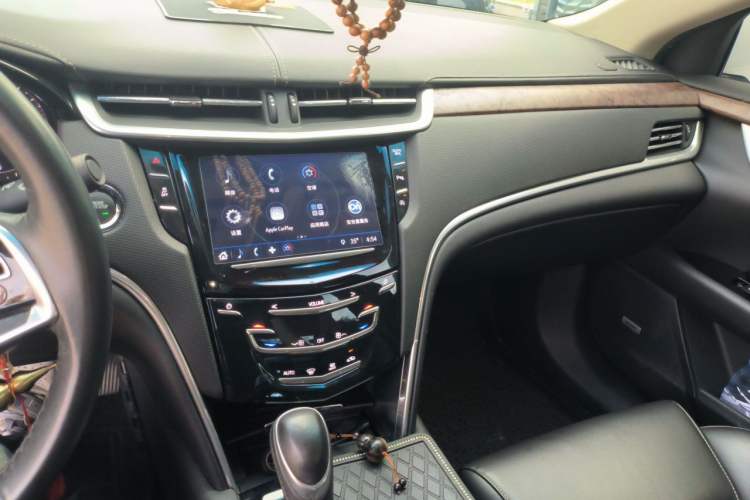 Used Cadillac XTS 2018 28T Tech Edition Audio And AC Panel