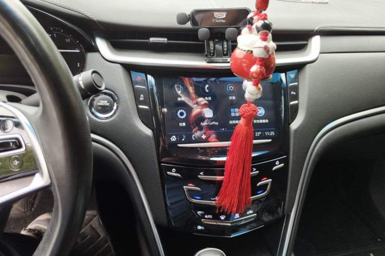 Used Cadillac XTS 2018 28T Tech Edition Audio And AC Panel