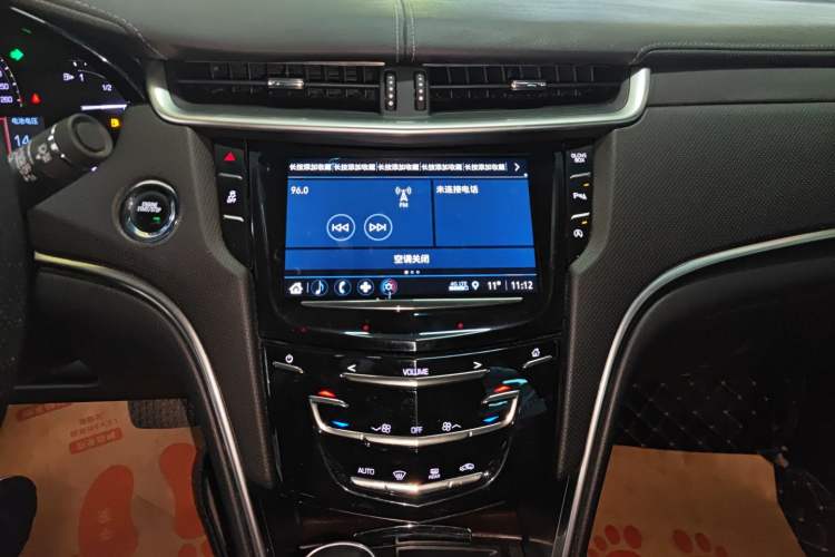 Used Cadillac XTS 2018 28T Tech Edition Audio And AC Panel