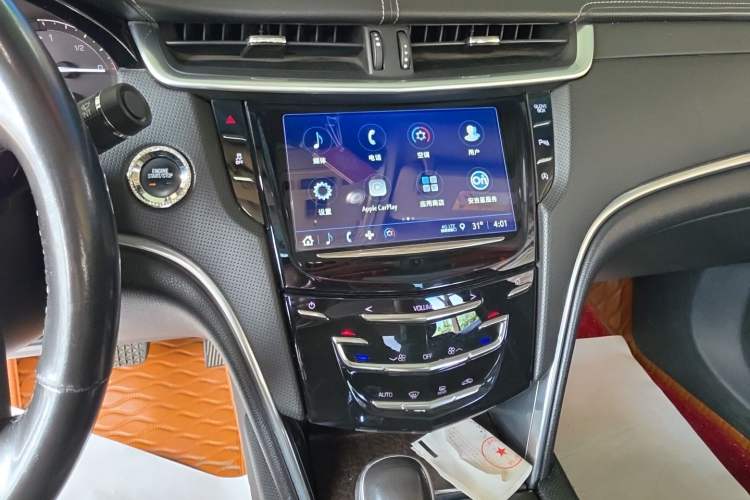 Used Cadillac XTS 2018 28T Tech Edition Audio And AC Panel