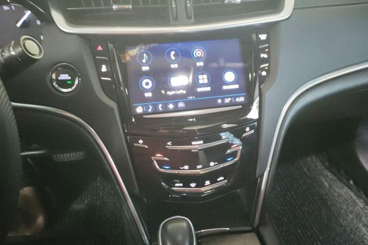 Used Cadillac XTS 2018 28T Tech Edition Audio And AC Panel