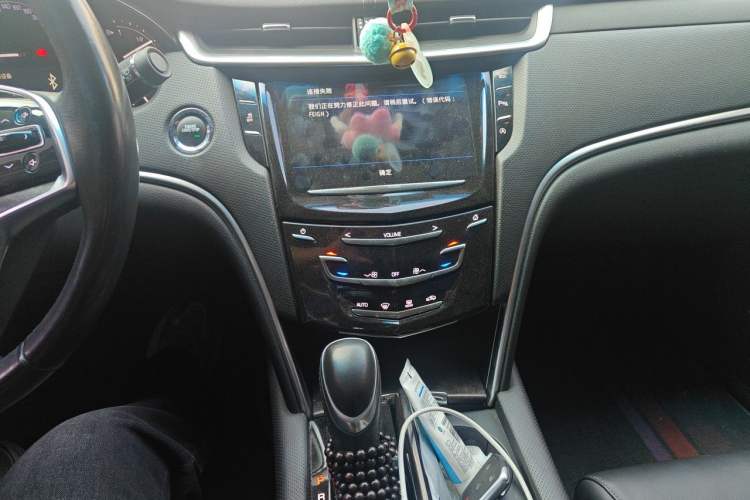 Used Cadillac XTS 2018 28T Tech Edition Audio And AC Panel