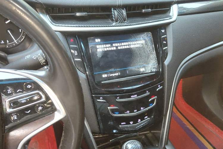 Used Cadillac XTS 2018 28T Tech Edition Audio And AC Panel