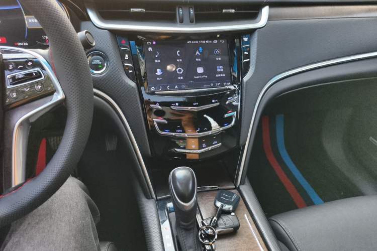 Used Cadillac XTS 2018 28T Luxury Edition Audio And AC Panel