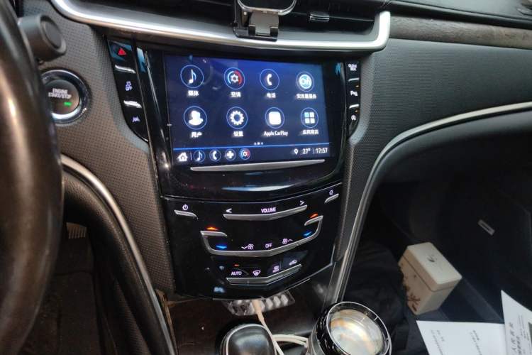 Used Cadillac XTS 2018 28T Elite Edition Audio And AC Panel