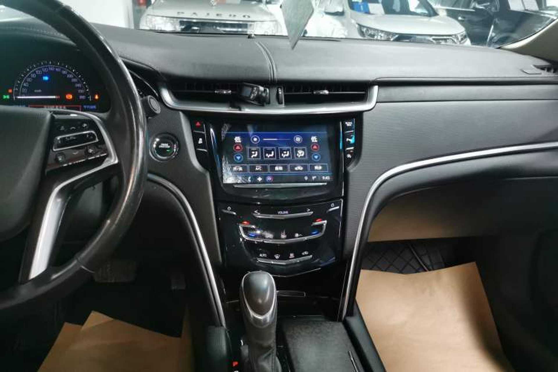 Used Cadillac XTS 2018 28T Tech Edition Audio And AC Panel