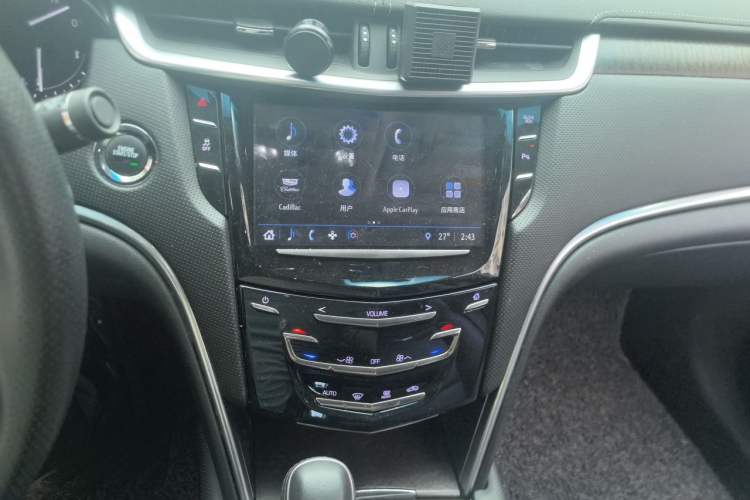 Used Cadillac XTS 2018 28T Elite Edition Audio And AC Panel
